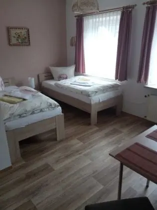 İki Ayrı Yataklı Oda