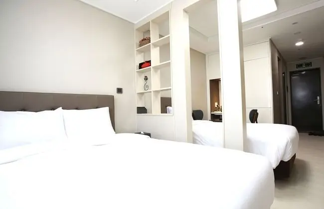 Random Room Assign - Assign upon arrival