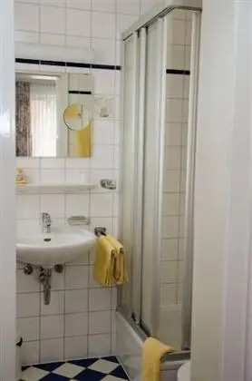 Tek Kişilik Oda, 1 Tek Kişilik Yatak