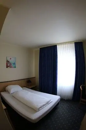 Classic Tek Kişilik Oda, Engellilere Uygun, Avlu