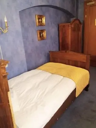 Tek Kişilik Oda