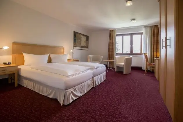 Comfort Tek Büyük Yataklı Oda