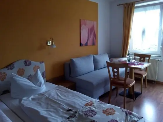 Tek Büyük Yataklı Oda