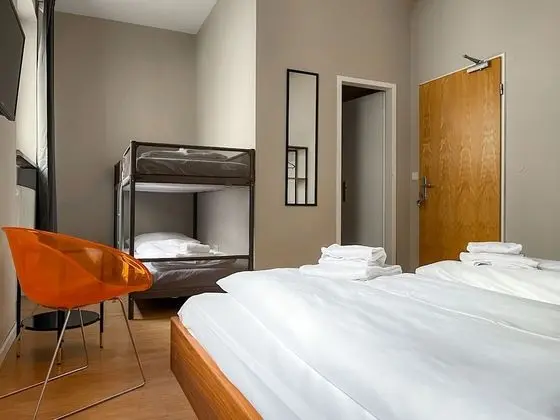 Dört Kişilik Oda