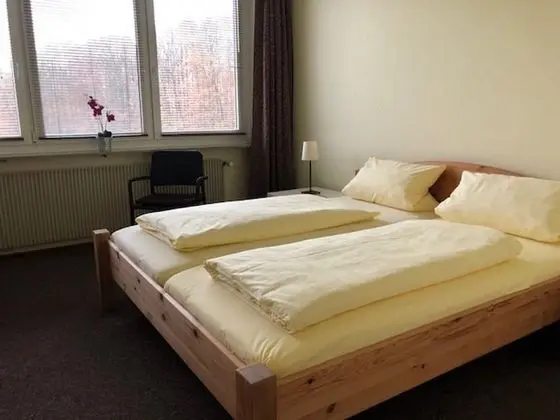 Classic Tek Büyük Yataklı Oda, 1 Büyük (Queen) Boy Yatak, Sigara İçilmez, Bahçe Manzaralı