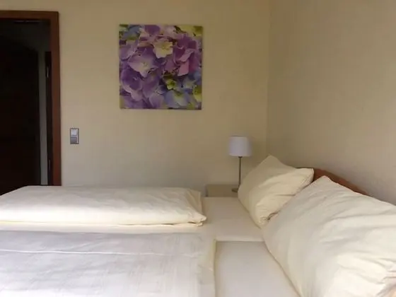 Classic Tek Büyük Yataklı Oda, 1 Büyük (Queen) Boy Yatak, Sigara İçilmez, Bahçe Manzaralı