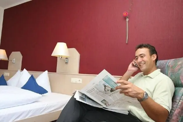 Comfort Tek Büyük Yataklı Oda