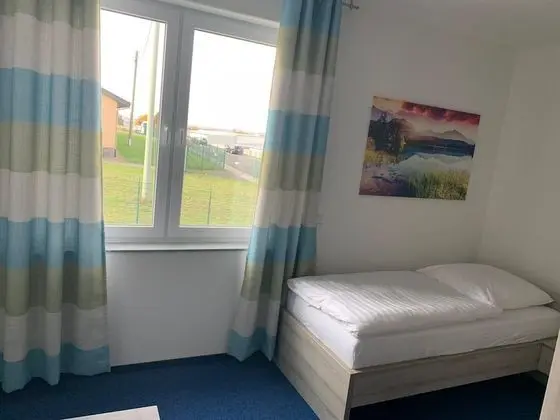 Basic İki Ayrı Yataklı Oda