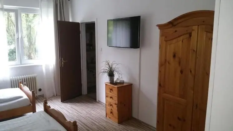 İki Ayrı Yataklı Oda, Banyolu/Duşlu