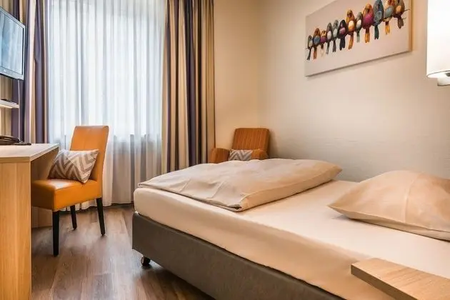 Comfort Tek Kişilik Oda, 1 Yatak Odası, Sigara İçilmez, Avlu Manzaralı