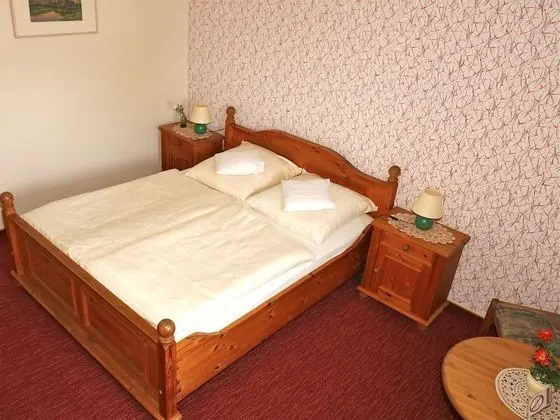 Comfort Tek Büyük veya İki Ayrı Yataklı Oda