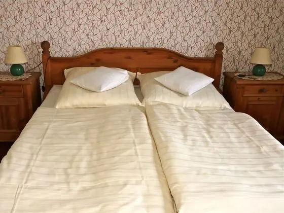 Comfort Tek Büyük veya İki Ayrı Yataklı Oda