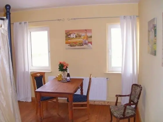 Tek Büyük Yataklı Oda, Ortak Banyo