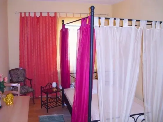 Tek Kişilik Oda, Ortak Banyo