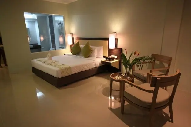 Grand Deluxe