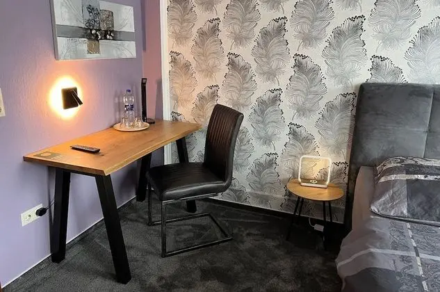 Classic Tek Büyük Yataklı Oda