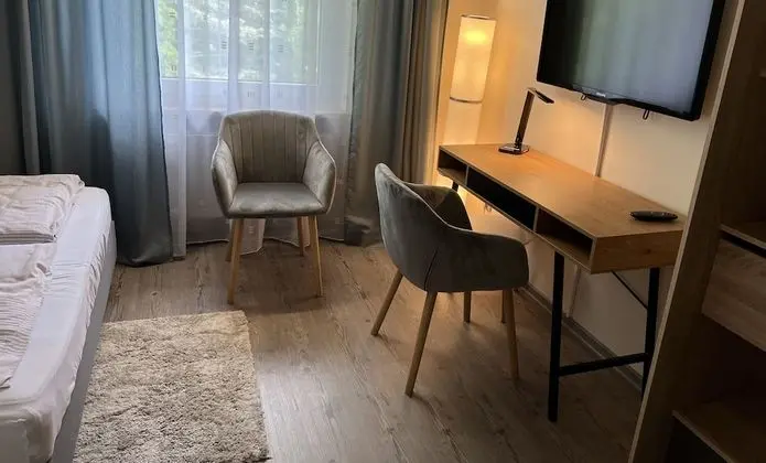 Classic Tek Büyük Yataklı Oda