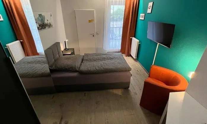 Tek Kişilik Oda, 1 Tek Kişilik Yatak, Balkon