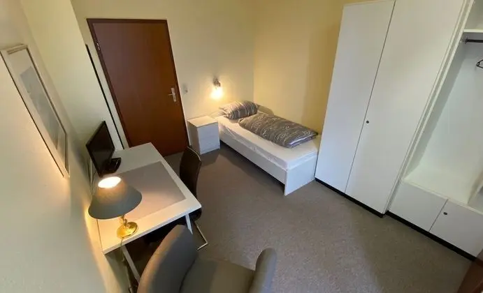 Tek Kişilik Oda, 1 Tek Kişilik Yatak, Balkon