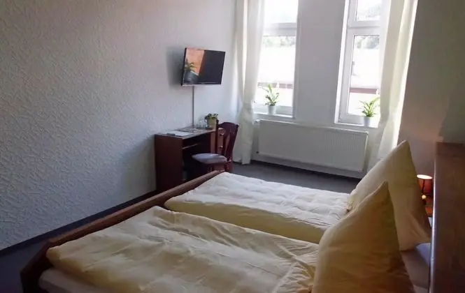 Comfort Tek Büyük Yataklı Oda