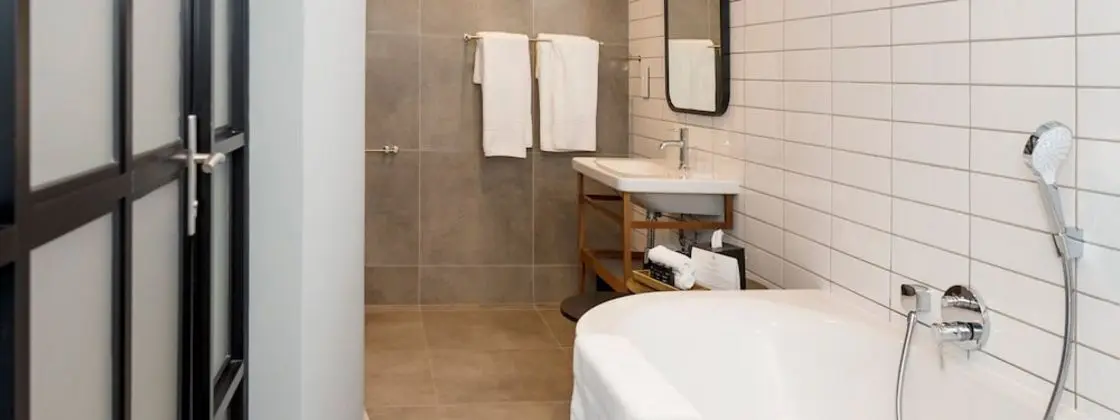 Family Çatı Katı (Loft), 1 En Büyük (King) Boy Yatak ve Çekyat (FAMILY LOFTS)