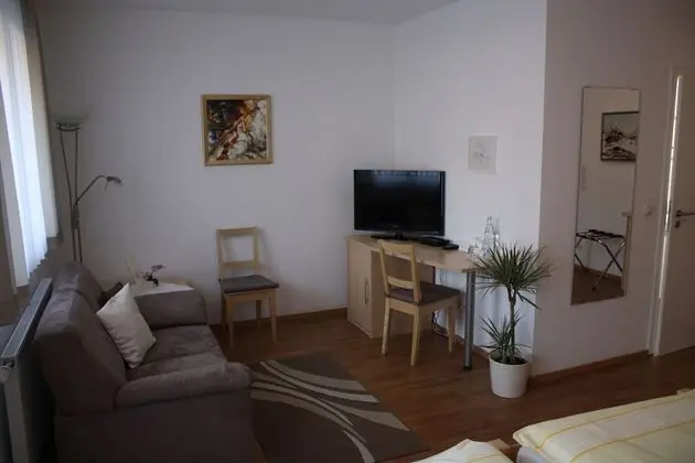 Tek Büyük veya İki Ayrı Yataklı Oda