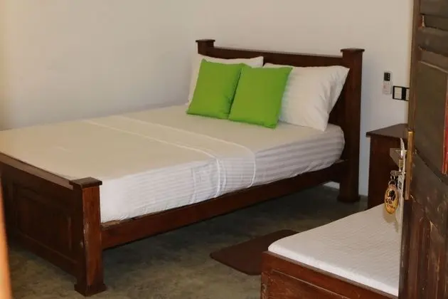 Deluxe Üç Kişilik Oda, 1 Yatak Odası, Teras, Bahçe Manzaralı