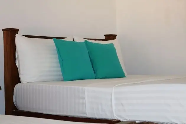 Deluxe Üç Kişilik Oda, 1 Yatak Odası, Teras, Bahçe Manzaralı