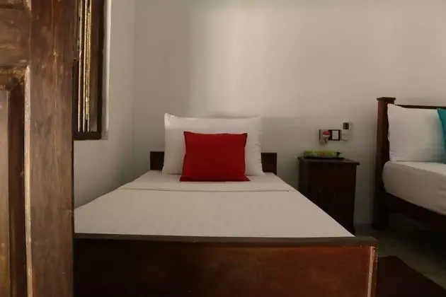 Deluxe Üç Kişilik Oda, 1 Yatak Odası, Teras, Bahçe Manzaralı
