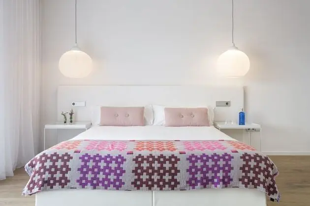 Standard Büyük Yataklı Tek Kişilik Oda