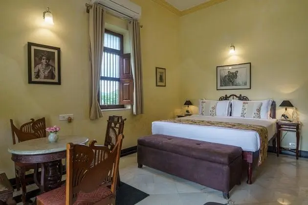 Abhay Manor