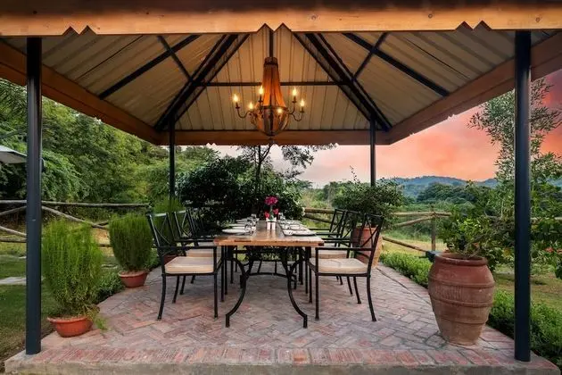 Villa (Forest Hill Acacia )