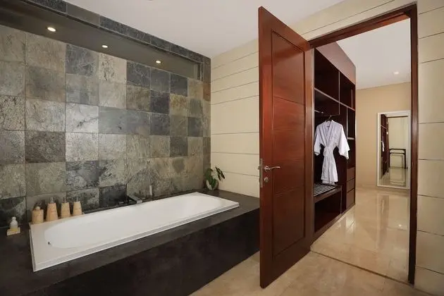 Villa, 4 Yatak Odası, Kişiye Özel Havuzlu