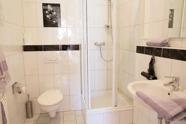 Tek Büyük Yataklı Oda, Balkon