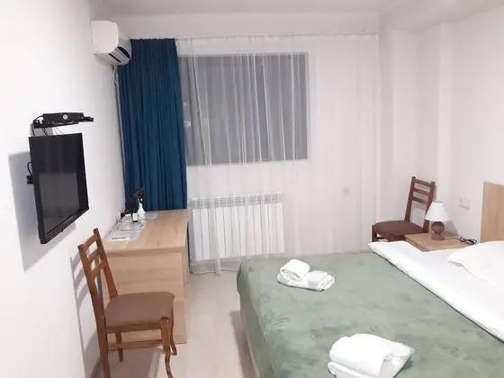Standard Tek Büyük Yataklı Oda