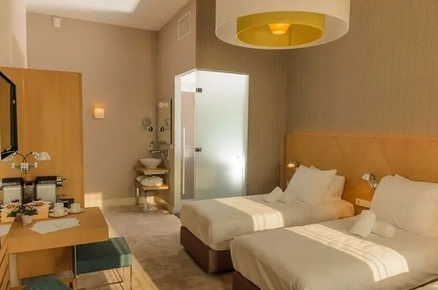 Deluxe Üç Kişilik Oda, 3 Tek Kişilik Yatak