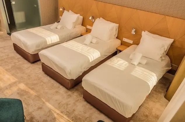 Deluxe Üç Kişilik Oda, 3 Tek Kişilik Yatak