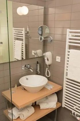 Deluxe Üç Kişilik Oda, 3 Tek Kişilik Yatak