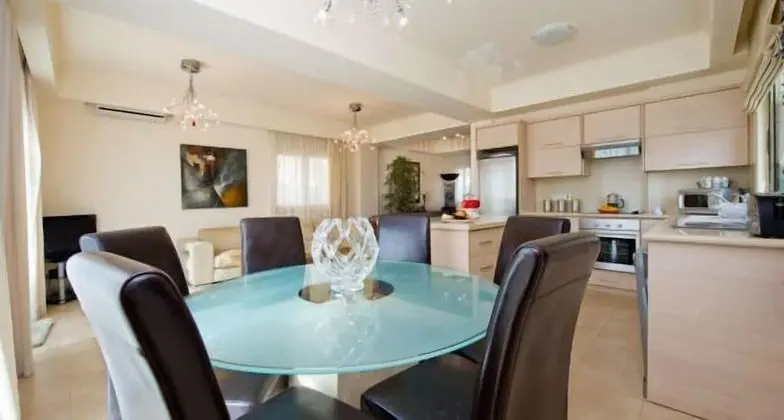 Villa, 3 Yatak Odası, Havuz Manzaralı