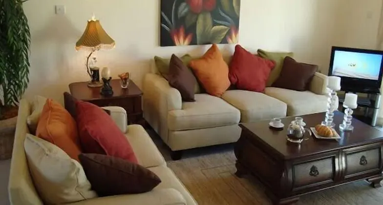 Villa, 3 Yatak Odası, Havuz Manzaralı