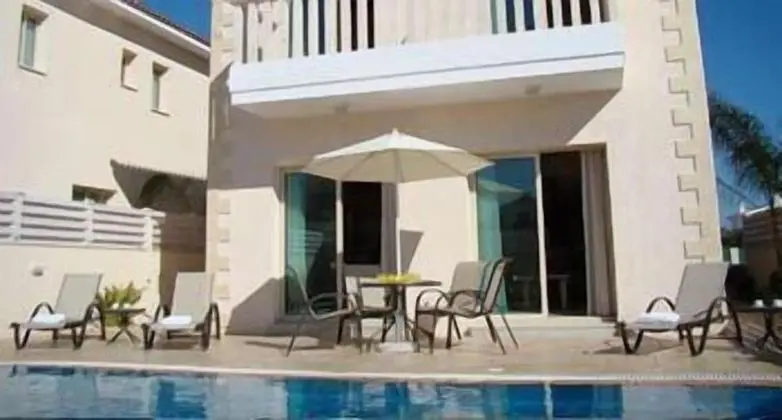 Superior Villa, 3 Yatak Odası, Havuz Manzaralı
