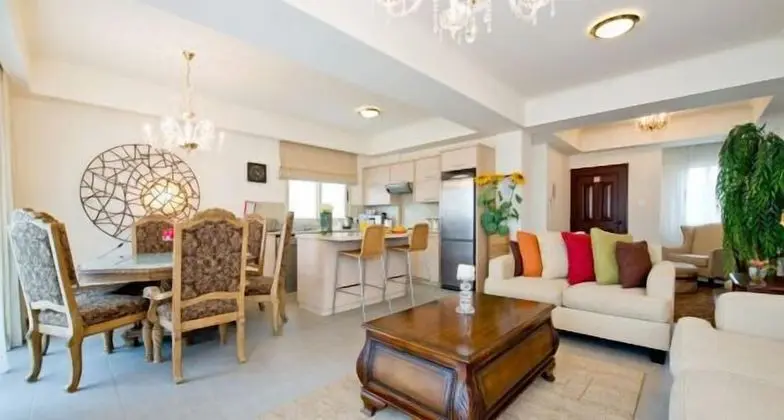 Superior Villa, 3 Yatak Odası, Havuz Manzaralı