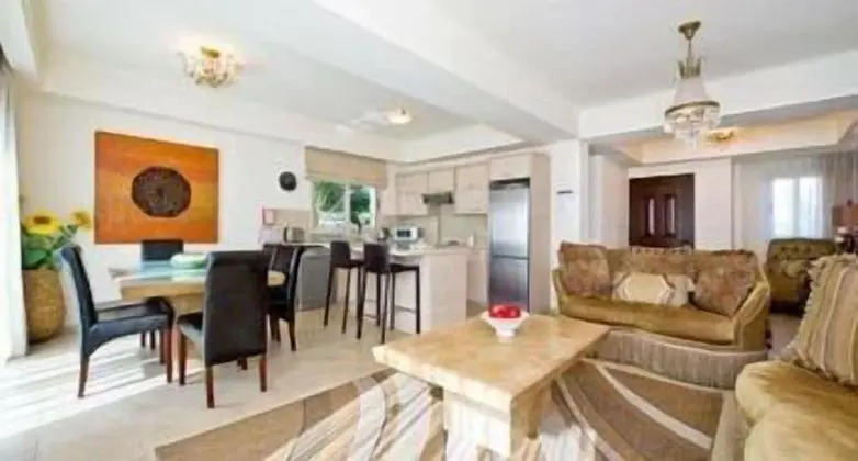 Superior Villa, 3 Yatak Odası, Havuz Manzaralı