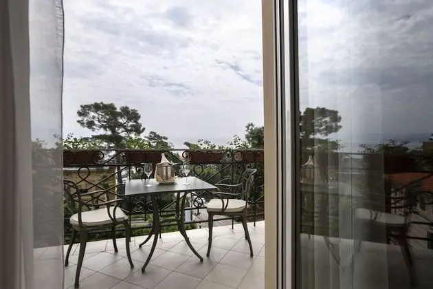 Standard Tek Büyük veya İki Ayrı Yataklı Oda, Deniz Manzaralı