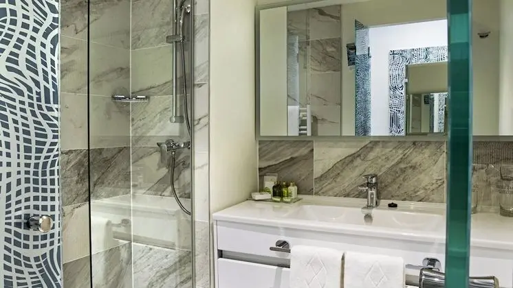 Family Oda, Balkon, Bahçe Manzaralı