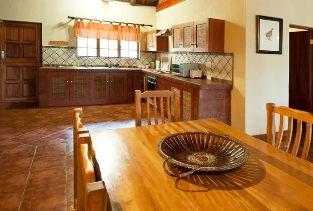 Comfort Kır Evi, 2 Yatak Odası, Havuz Kullanımı, Dağ Manzaralı