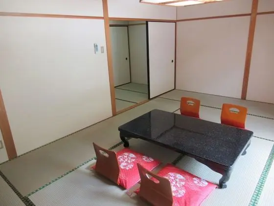 Traditional Oda, Sigara İçilebilir (Japanese Style)