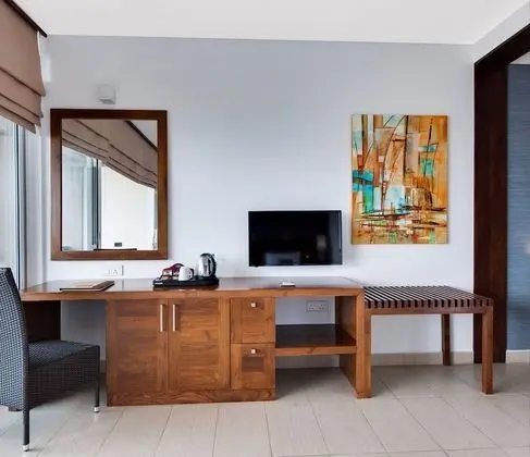 Deluxe Double Room in Aria Wing - Lagoon View