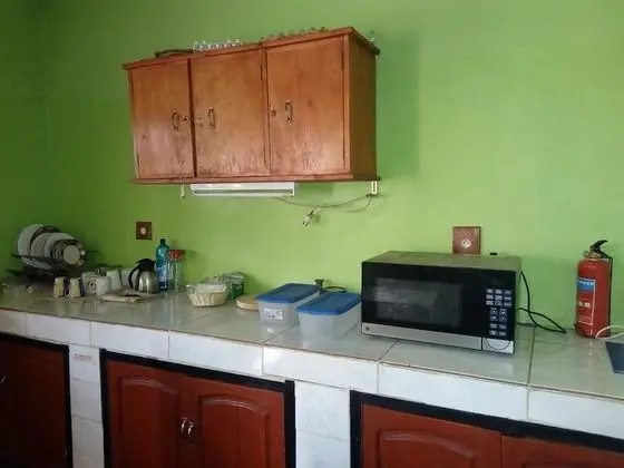 Ortak Ranzalı Oda, Ortak Banyo