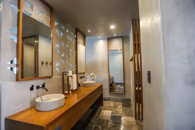 Deluxe Oda, 1 En Büyük (King) Boy Yatak, Balkon, Lagün Manzaralı